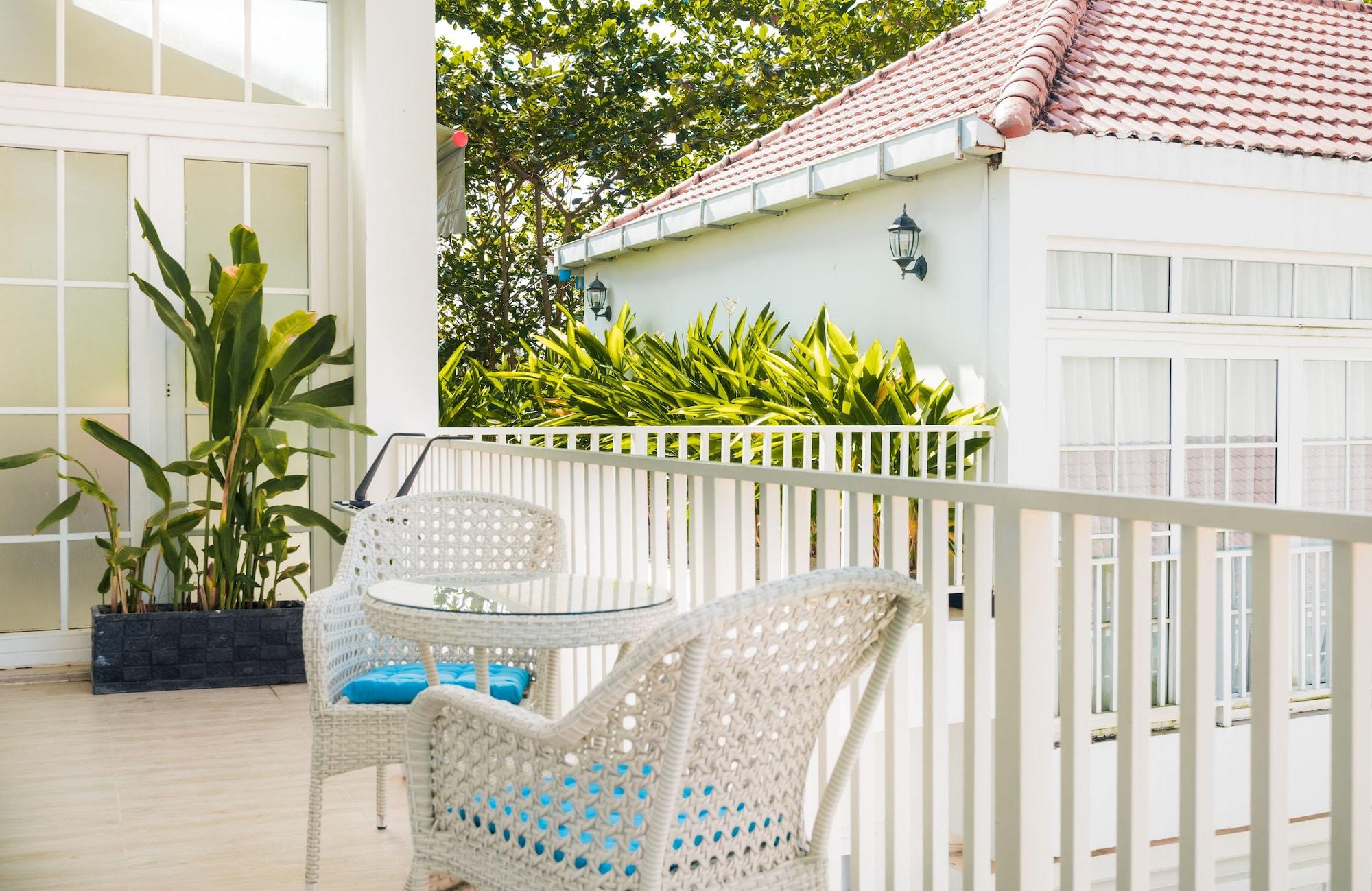 ไวท์ บูทิก โฮเต็ล แอนด์ เรสซิเดนซ์ Hotel สีหนุวิลล์ ภายนอก รูปภาพ