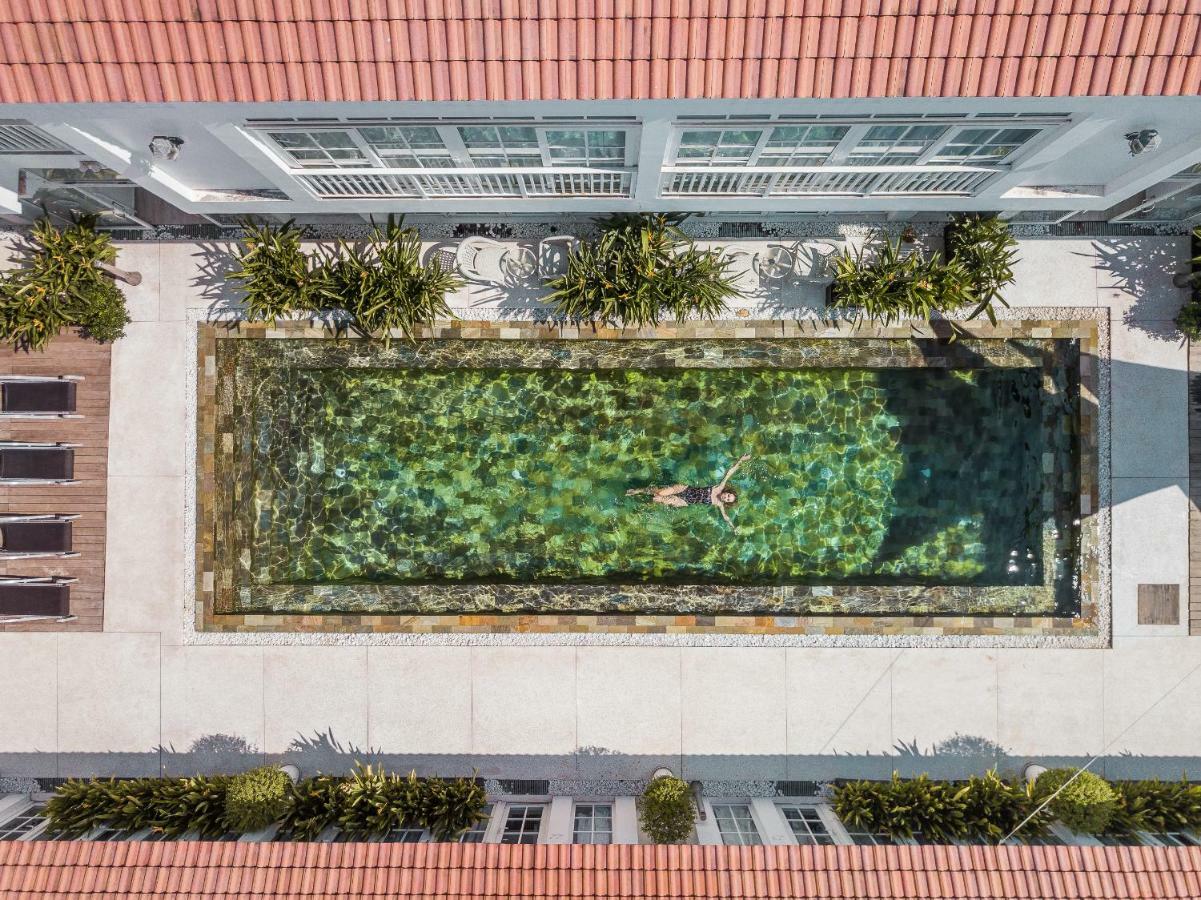 ไวท์ บูทิก โฮเต็ล แอนด์ เรสซิเดนซ์ Hotel สีหนุวิลล์ ภายนอก รูปภาพ